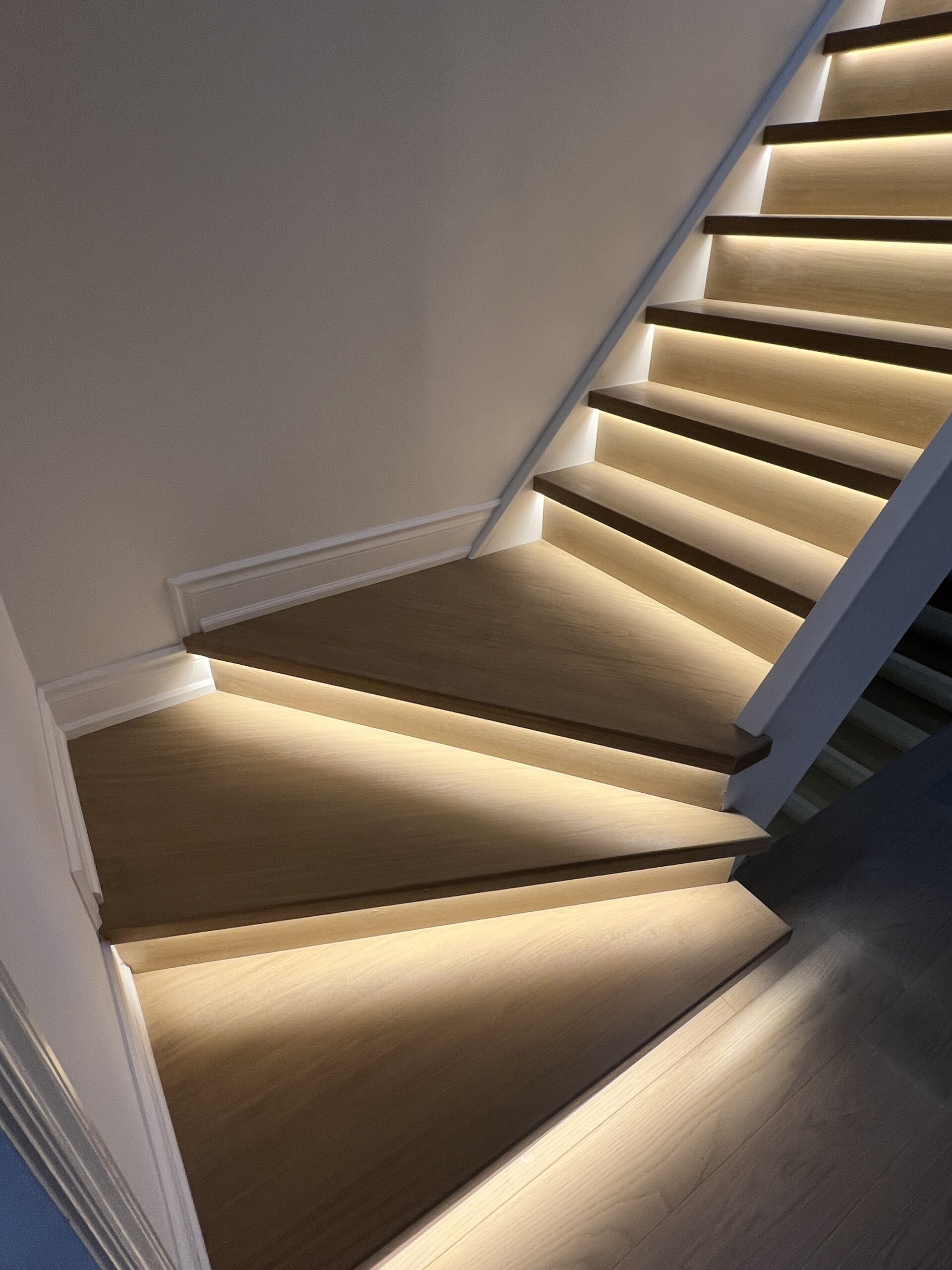 led oak stairs