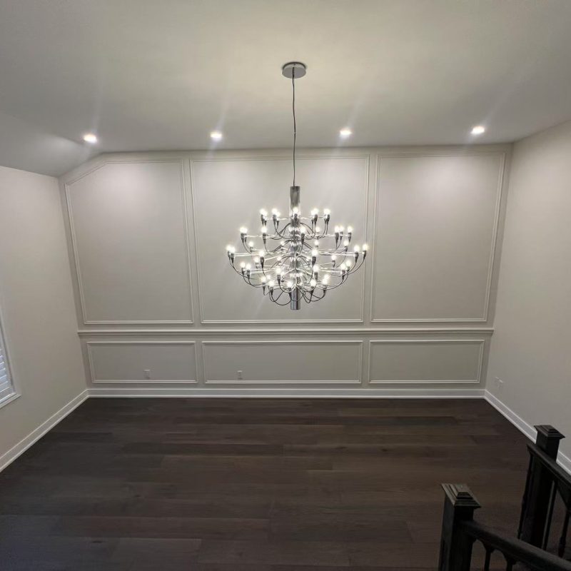 frame style trim feature wall